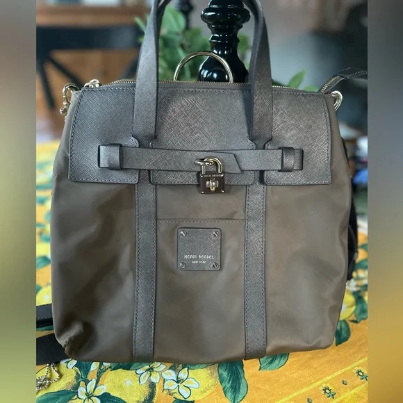 HENRI BENDEL Jetsetter 3 Way Convertible Backpack Brown w  display picture 1